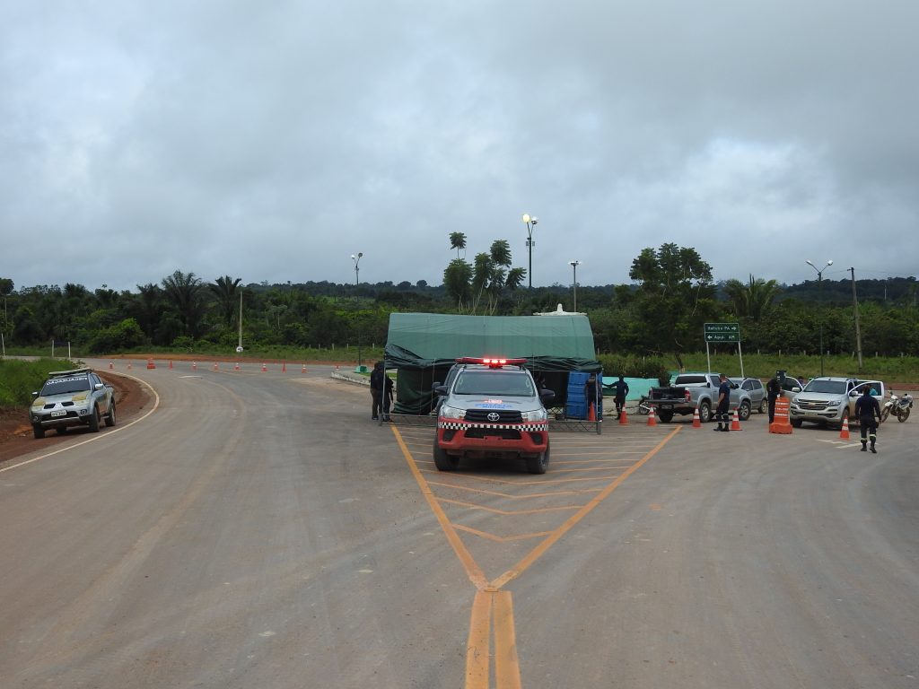 Prefeitura de Jacareacanga realiza barreira sanitária orientativa
