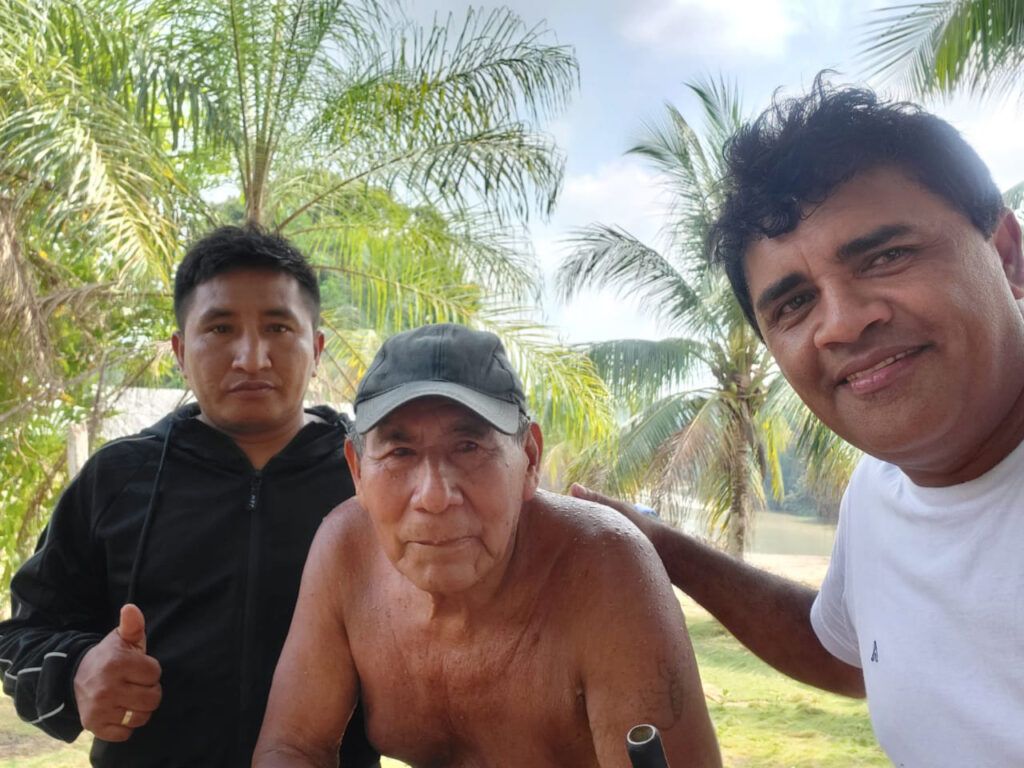 CACIQUE VENÂNCIO DA ALDEIA BANANAL RECEPCIONA VISITA DO PREFEITO VALDO DO POSTO