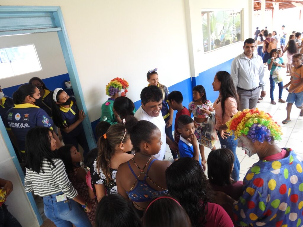A Prefeitura de Jacareacanga, através da SEMAS , comemora o dia das crianças.