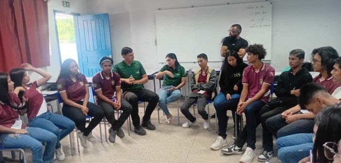 SEMAT promove Roda de Conversa com estudantes do ensino médio e reforça compromisso ambiental