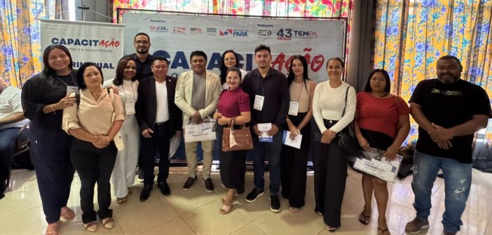 Prefeito Valdo do Posto e equipe técnica de Jacareacanga participam de capacitação promovida pelo TCM em Santarém