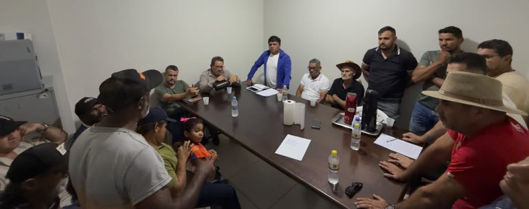 Prefeitura e agricultores alinham melhorias nas vicinais